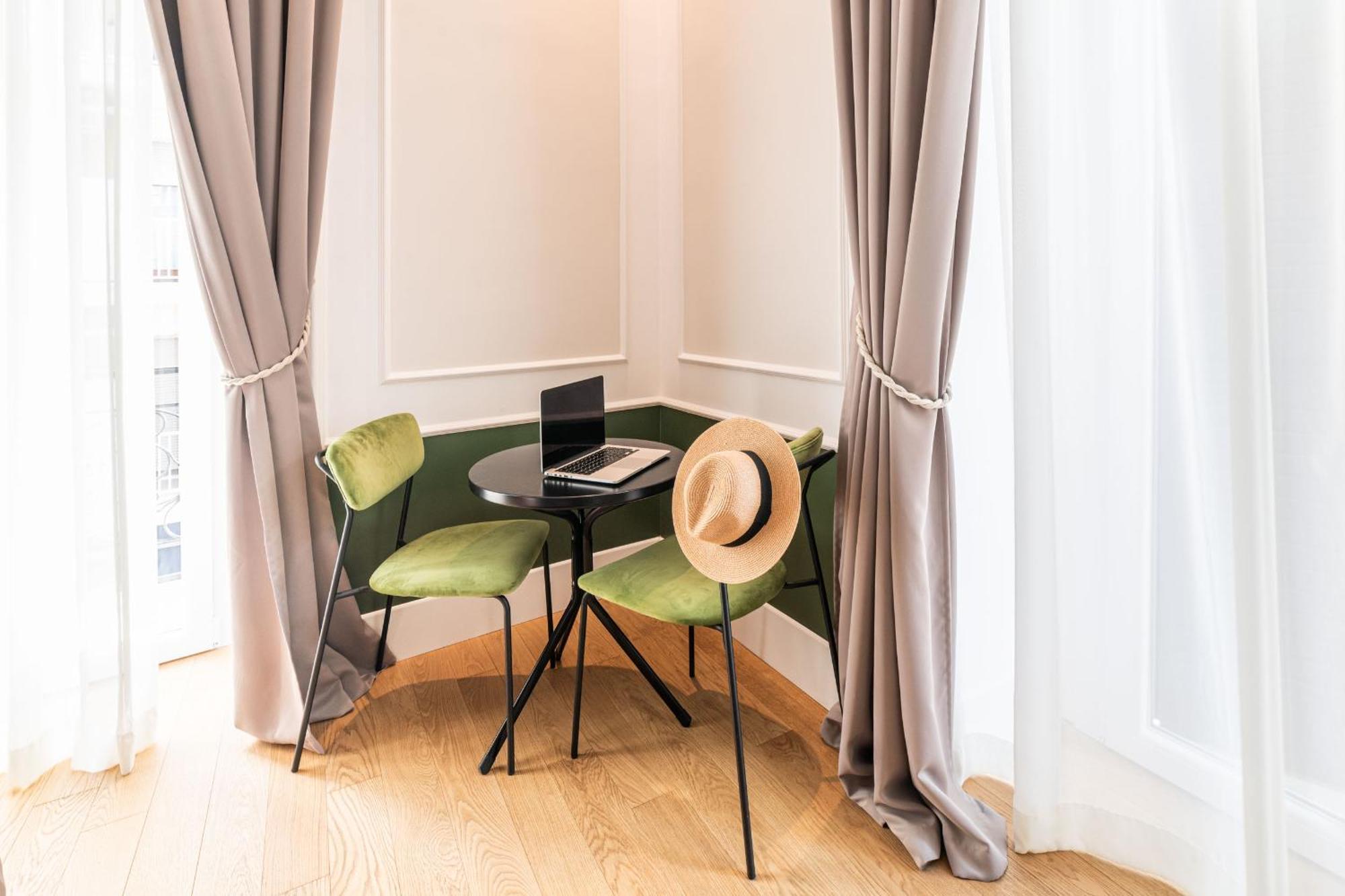 Cortese Suite Napoli Eksteriør bilde